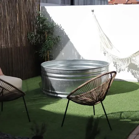 Supertubos Terrace * Пениши