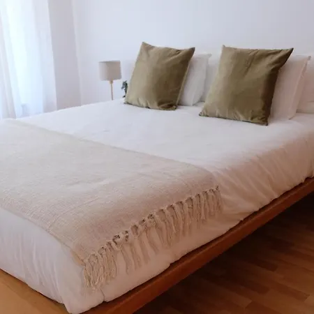 Supertubos Terrace Apartament