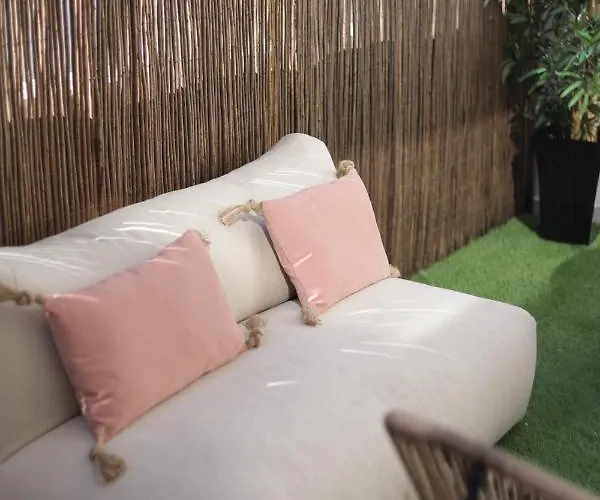 Апартаменты Supertubos Terrace