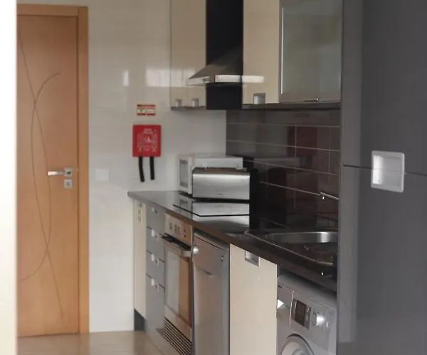 Supertubos Terrace * Пениши