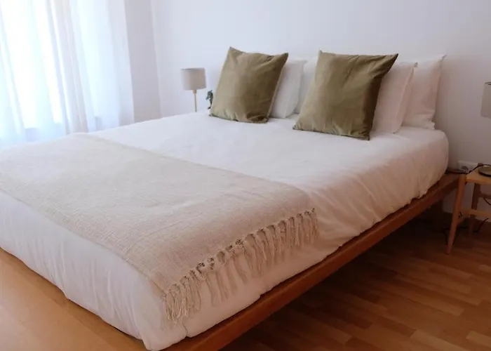 Supertubos Terrace Апартаменты